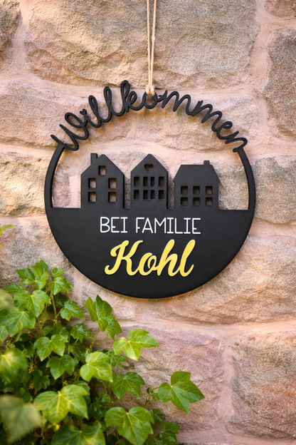 Willkommen bei der Familie Schild Gesamtansicht – Einzugsgeschenk