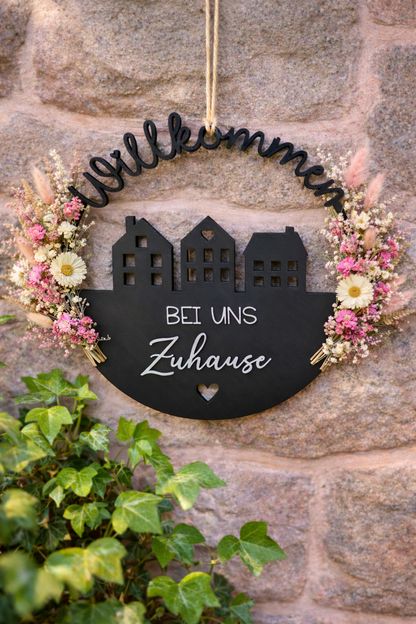 Willkommen bei uns Zuhause Schild in Schwarz-Gold – 3D-Druck PrintDuck